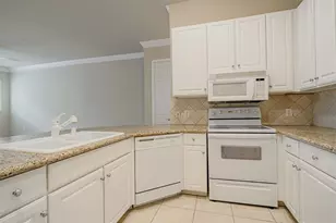 2400 McCue Rd, Houston, TX 77056 - Photo 6