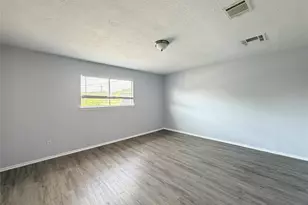 11545 Beechnut St, Houston, TX 77072 - Photo 12