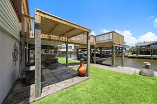 31 Dolphin St, Bayou Vista, TX 77563 - Photo 36