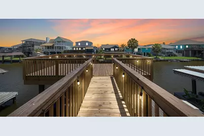 31 Dolphin Street, Bayou Vista, TX 77563 - Photo 2