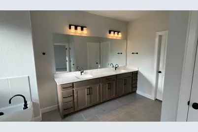 15168 Corbin Ct, College Station, TX 77845 - Photo 4