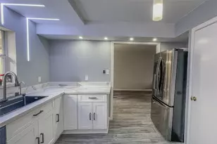 9264 Westwood Village Dr, Houston, TX 77036 - Photo 8