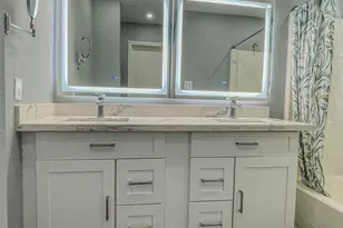 9264 Westwood Village Dr, Houston, TX 77036 - Photo 26