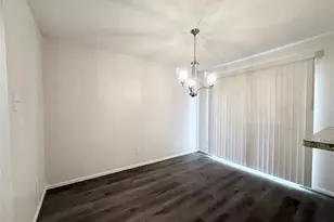 1477 Springrock Ln, Houston, TX 77055 - Photo 10