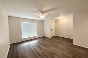 1477 Springrock Ln, Houston, TX 77055 - Photo 4