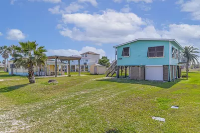 311 Oyster Street, Surfside Beach, TX 77541 - Photo 32