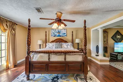 545 Robert E Lee Drive, Conroe, TX 77302 - Photo 24