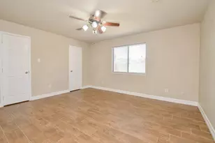 21026 Bent Lake Dr, Katy, TX 77449 - Photo 6