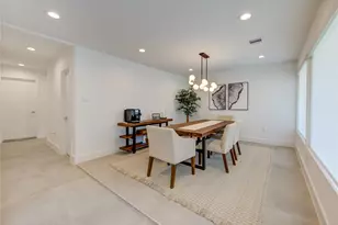 303 Isolde Dr, Houston, TX 77024 - Photo 16