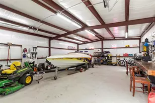 638 Oak Tree Ln, Franklin, TX 77856 - Photo 4