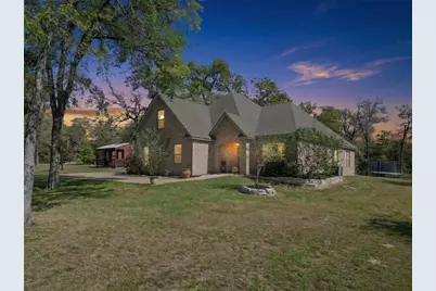 638 Oak Tree Lane, Franklin, TX 77856 - Photo 1