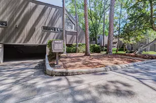 115 Litchfield Ln, Houston, TX 77024 - Photo 20