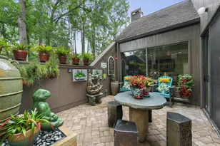 115 Litchfield Ln, Houston, TX 77024 - Photo 16