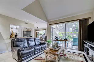 115 Litchfield Ln, Houston, TX 77024 - Photo 8