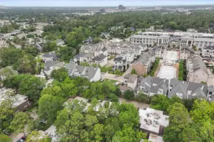 115 Litchfield Ln, Houston, TX 77024 - Photo 32