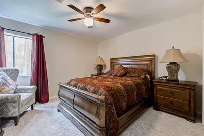 115 Litchfield Lane, Houston, TX 77024 - Photo 12