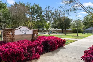 8043 Oceanside Dr, Houston, TX 77095 - Photo 36