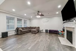 1310 Ainsley Way Dr, Pearland, TX 77581 - Photo 8