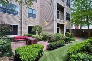 306 McGowen St, Houston, TX 77006 - Photo 16
