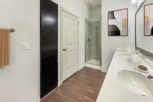 306 McGowen St, Houston, TX 77006 - Photo 6