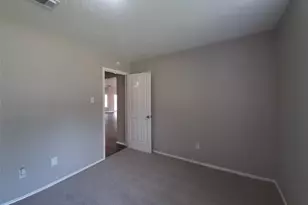 8406 Woodland Willows Dr, Houston, TX 77083 - Photo 32