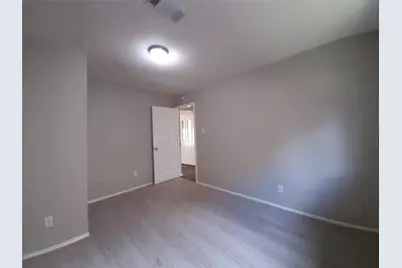 8406 Woodland Willows Drive, Houston, TX 77083 - Photo 30