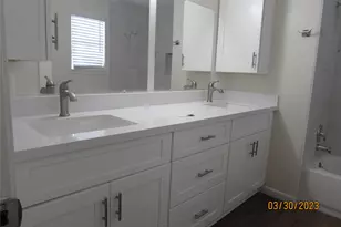 6308 1st St, Bellaire, TX 77401 - Photo 24