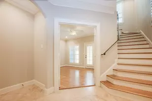 232 Detering St, Houston, TX 77007 - Photo 8