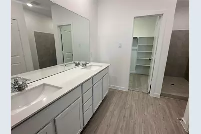 16068 Tallis Drive, Conroe, TX 77303 - Photo 6