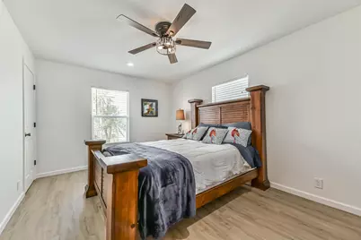 16623 Nassau Way, Jamaica Beach, TX 77554 - Photo 14