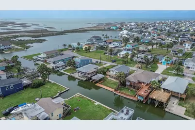 16623 Nassau Way, Jamaica Beach, TX 77554 - Photo 10