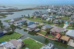 16623 Nassau Way, Jamaica Beach, TX 77554 - Photo 10