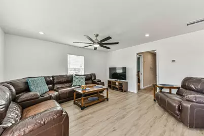 16623 Nassau Way, Jamaica Beach, TX 77554 - Photo 24