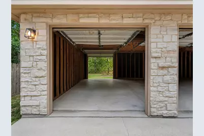 2312 Carriage Run E, Conroe, TX 77384 - Photo 36