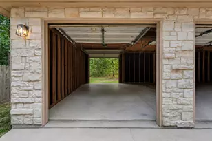 2312 Carriage Run E, Conroe, TX 77384 - Photo 36