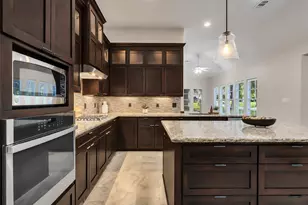 2312 Carriage Run E, Conroe, TX 77384 - Photo 10