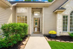 2312 Carriage Run E, Conroe, TX 77384 - Photo 4