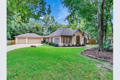 2312 Carriage Run E, Conroe, TX 77384 - Photo 1