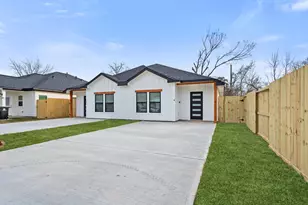 9114 Everglade Dr, Houston, TX 77078 - Photo 2