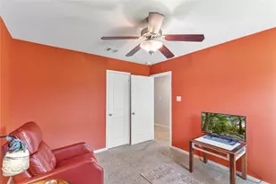 8435 Erasmus Landing Ct, Houston, TX 77044 - Photo 36