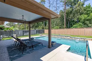 8435 Erasmus Landing Ct, Houston, TX 77044 - Photo 8
