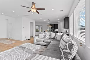 7831 Swooping Swallow Ln, Katy, TX 77493 - Photo 6