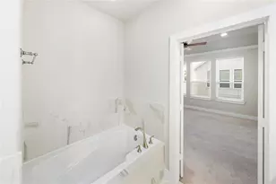 420 W 28th St, Houston, TX 77008 - Photo 22