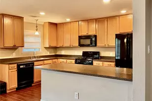 16010 Limestone Lake Dr, Tomball, TX 77377 - Photo 8