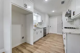 9719 Lawngate Dr, Houston, TX 77080 - Photo 24