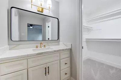 9719 Lawngate Drive, Houston, TX 77080 - Photo 40