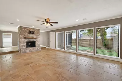 2810 Quail Hollow Drive, Missouri City, TX 77459 - Photo 8