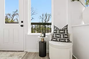 4713 Mallow St, Houston, TX 77033 - Photo 8