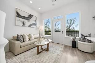 4713 Mallow St, Houston, TX 77033 - Photo 6