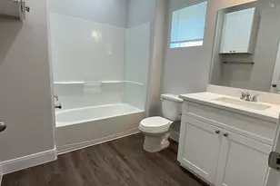 832 Elkhart St, Houston, TX 77091 - Photo 16